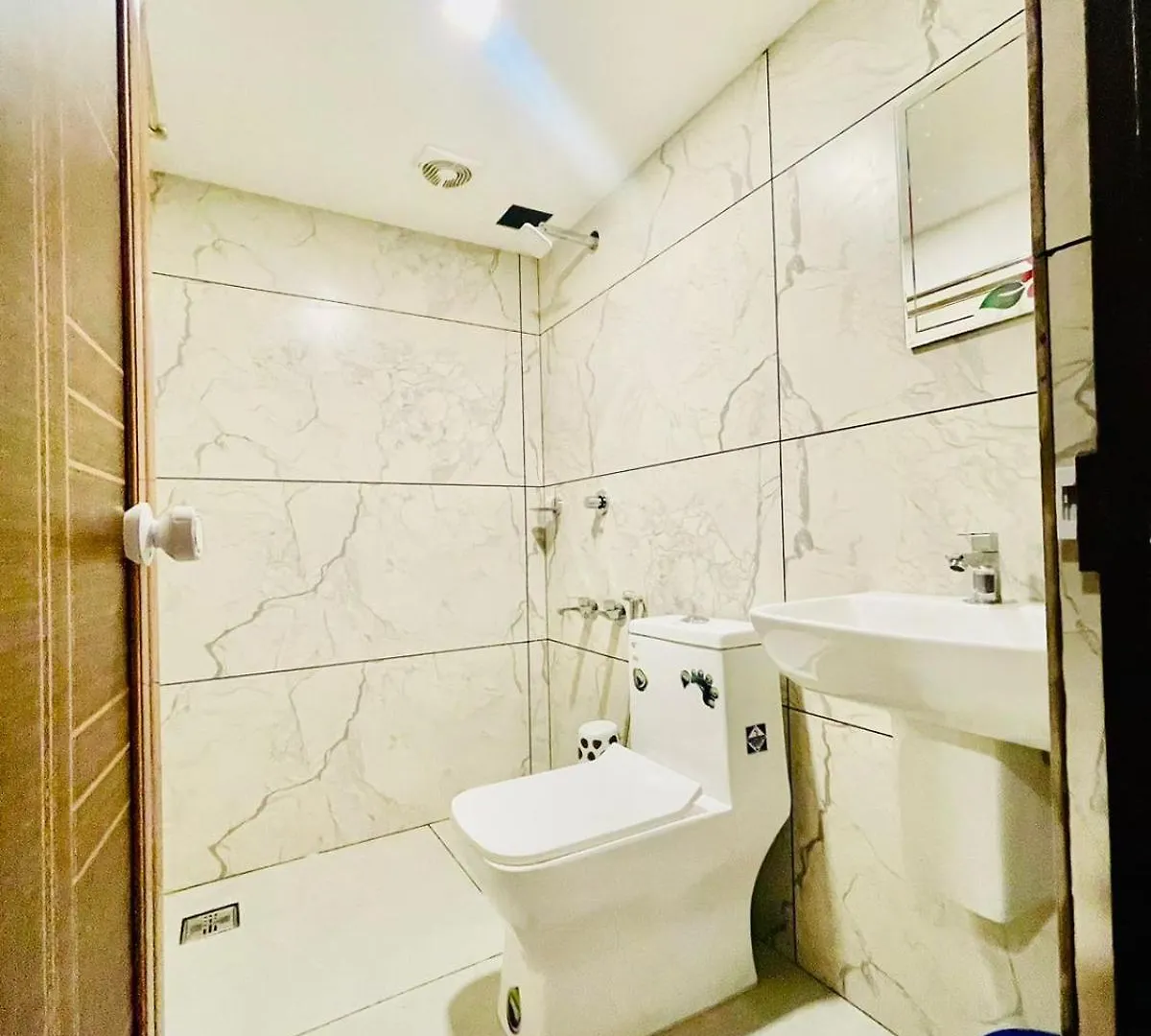 ** Отель Skylark Holidays Муннар Индия